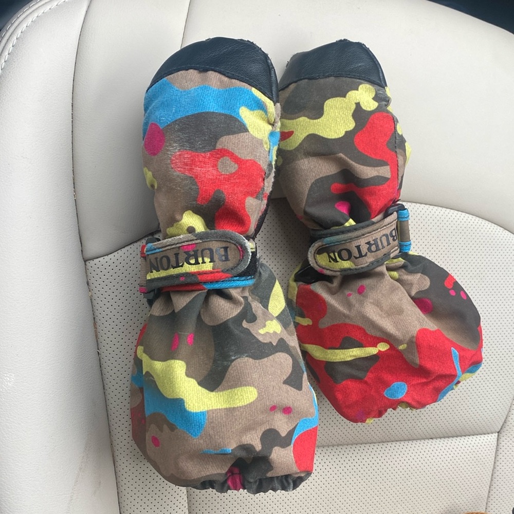 Burton 4t Snow Mittens